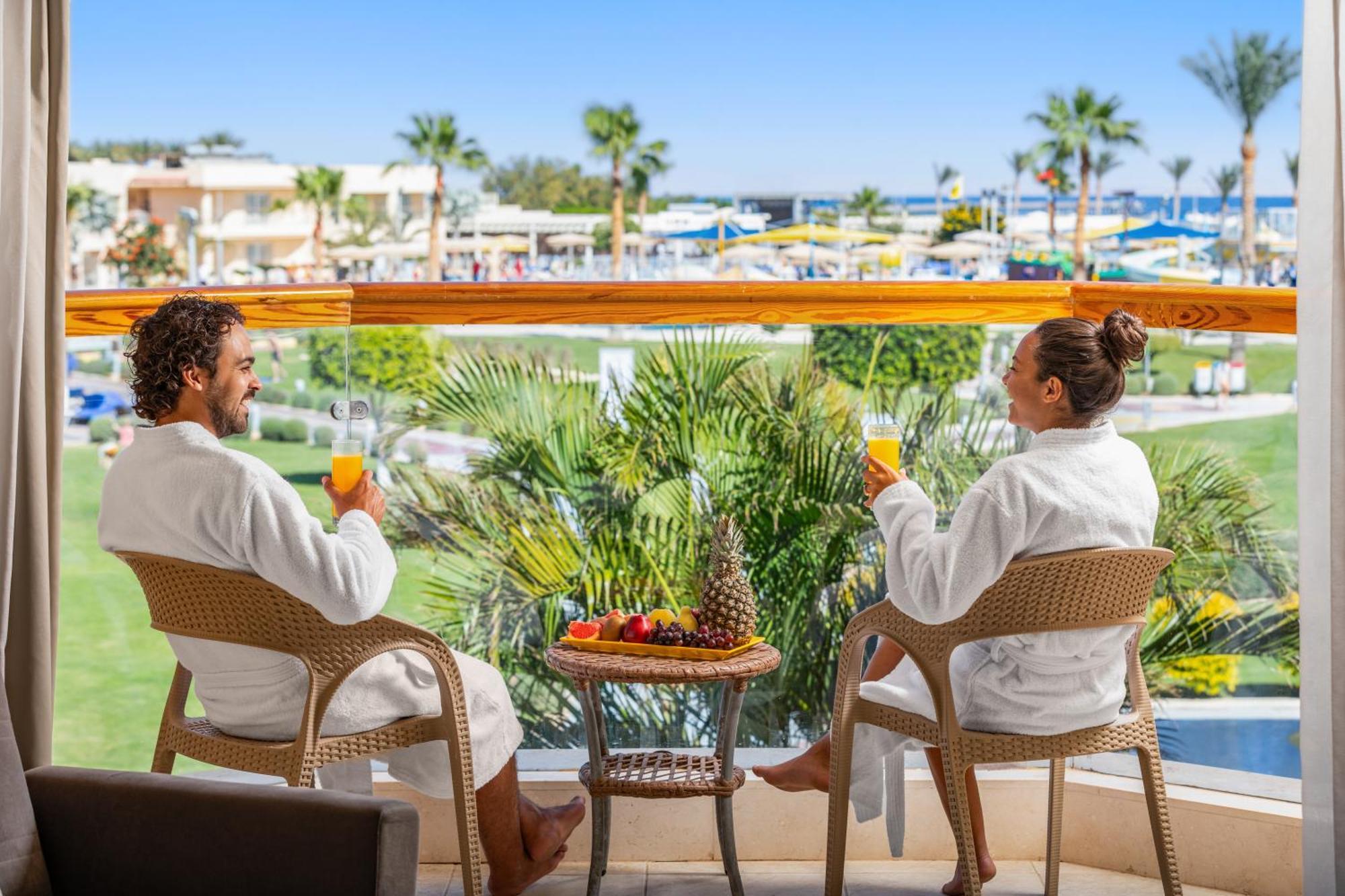 Hotel Pickalbatros Royal Moderna Sharm "Aqua Park" Exteriér fotografie The resort's beach